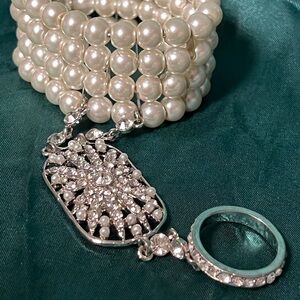 Elegant  faux Pearl and Silver tone  Bracelet with Ring